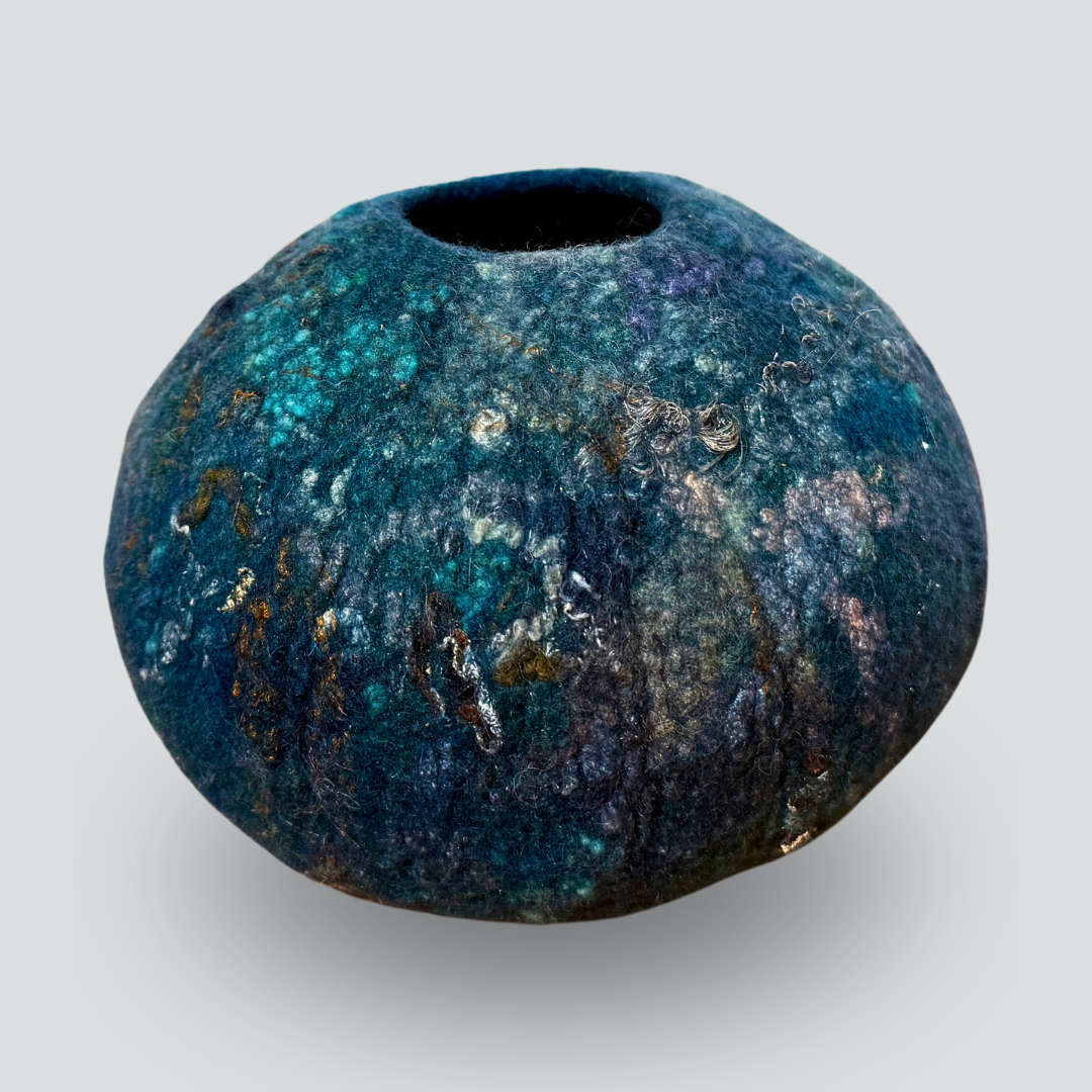 Navy Multicolor Vessel